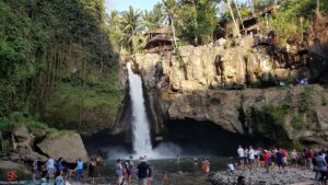 Tegenungan Waterfall